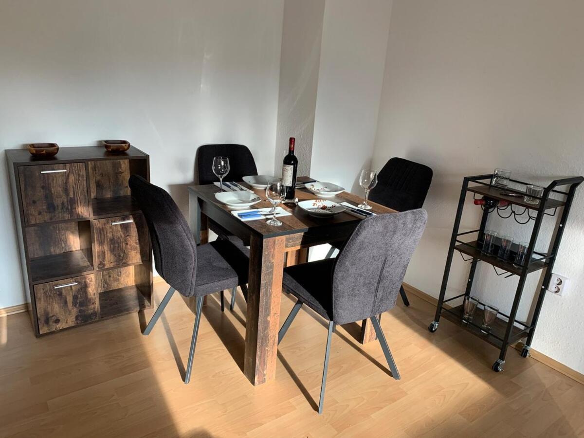 Kleine Wohnung In Оверат Екстериор снимка